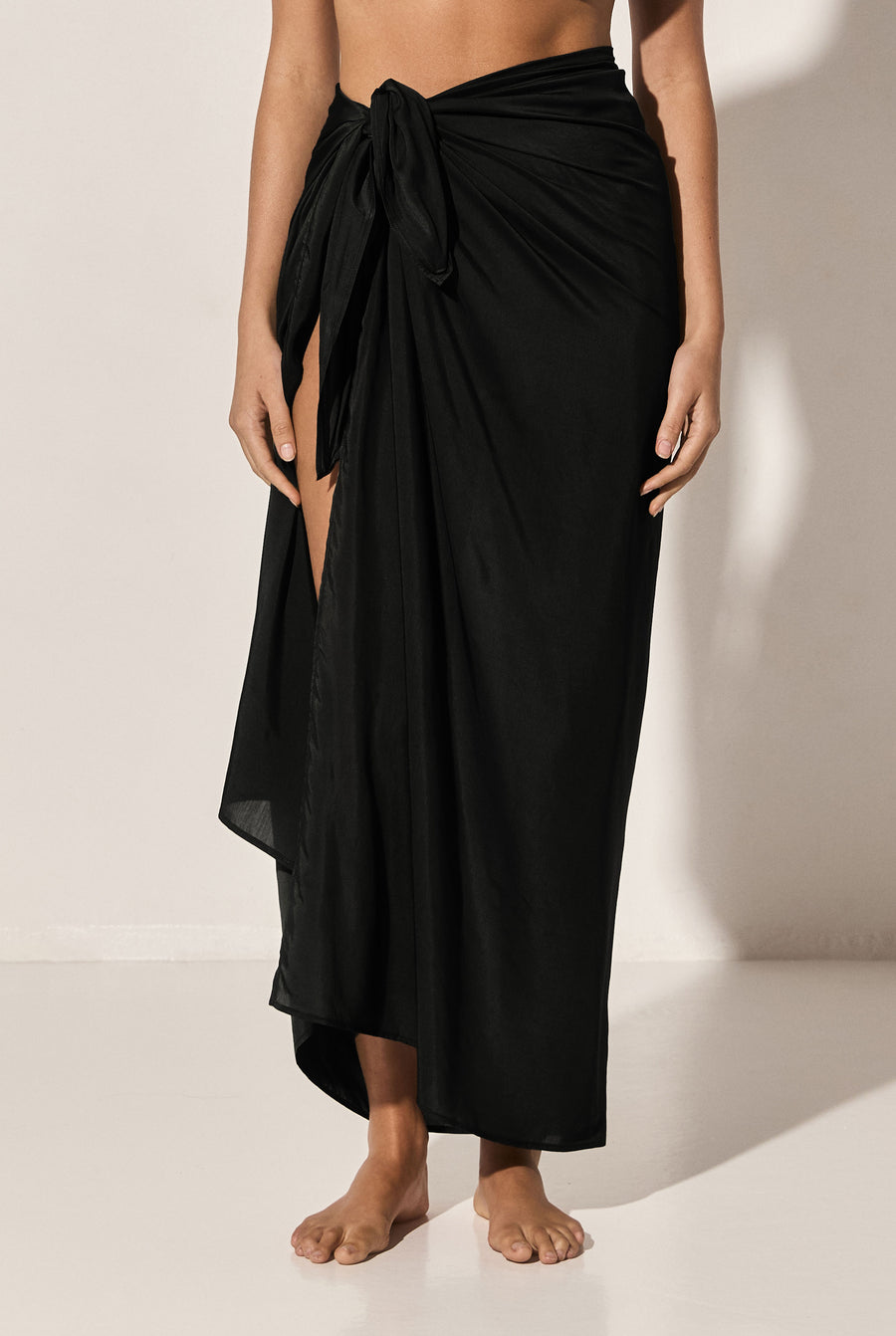 The Sarong Black
